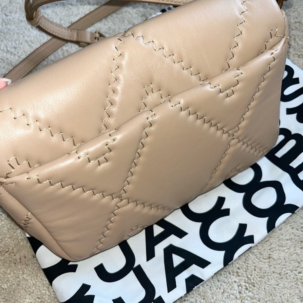 Marc Jacobs Tan Quilted Crossbody Bag - Picture 6 of 6